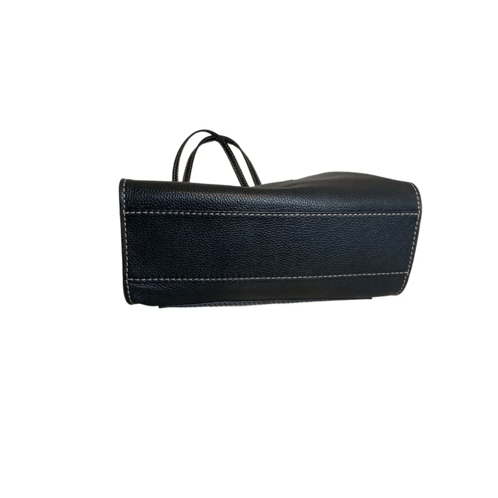 Marc Jacobs Grind T Pocket Black Leather Tote Bag
